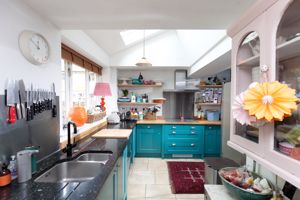 Kitchen- click for photo gallery
